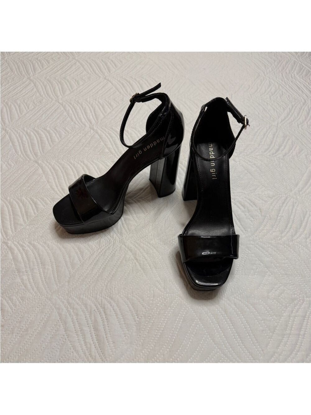 Madden Girl Star Women’s Black Patent Leather Heel Sandals. Size 9